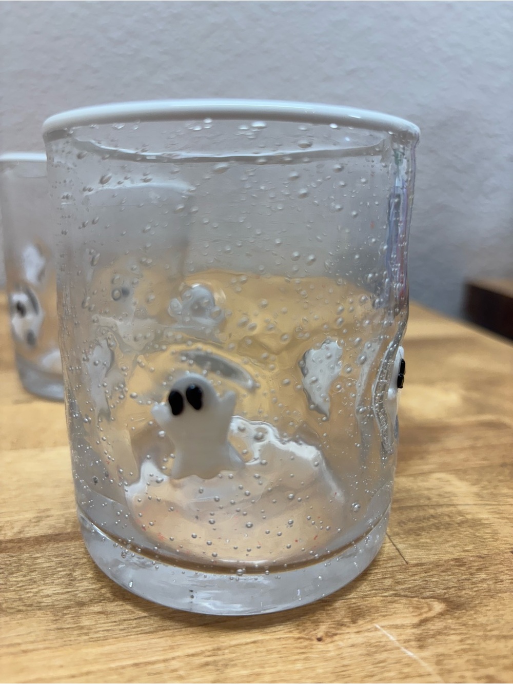 Set of 4 Bubble Glass Ghost Tumblers Anthropologie Style Halloween Glasses - Picture 3 of 7